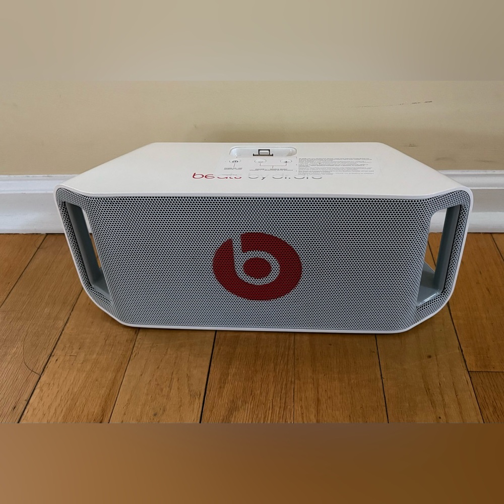 Beats Beatbox Portable Bluetooth speaker